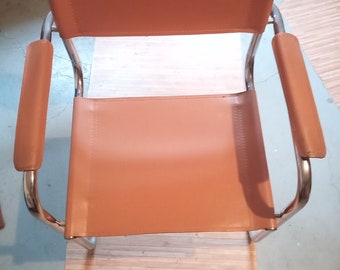 1 x Leder Freischwinger Bauhaus-Stil Stuhl Besucherstuhl Wartezimmer Design-Klassiker Vintage Arztstuhl