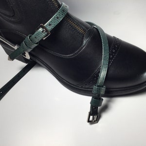 Hunter Green Crocodile Print Spur Straps