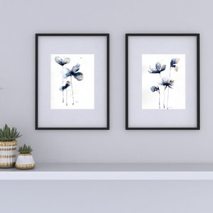 MIdnight Blooms, dipinto originale ad acquerello di fiori astratti, arte floreale minimalista, non stampabile