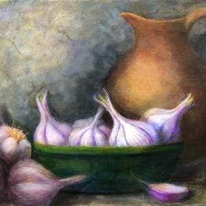 May include: A still life painting of a brown clay jug and a bowl of purple garlic cloves. The bowl is green and has a white rim. The background is a textured, light grey.