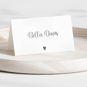 Tarjeta de lugar minimalista moderna, tarjeta de lugar en blanco y negro editable, descarga instantánea, tarjetas de nombre para invitados imprimibles, planas y en forma de carpa FLD061 - 2 x 3,5"