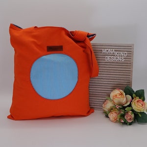 Baumwolltasche orange mit blau/weißen Streifen