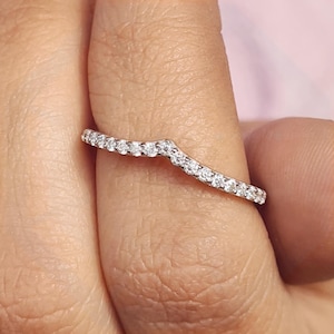 V Shaped Band, 1.3mm Moissanite Wedding Band For Women, V Shape Ring, Chevron Band, Curved Wedding Band, Solid 14K Gold Ring, V Wedding Band