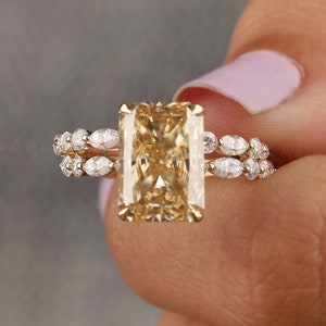 11x8MM Light Yellow Radiant Moissanite Engagement Ring Canary Yellow Moissanite Ring-set 10K/14K White Gold Bridal Wedding Ring Gift for her