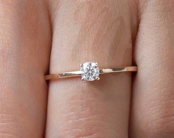 Round Cut Moissanite Diamond Engagement Ring Solid 10K/14K/18K Yellow Gold Minimalist 4 Prong Solitaire Wedding Anniversary Gift For Her