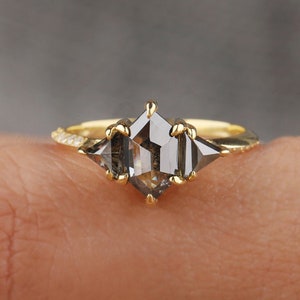 Salt and Pepper Diamond Ring, Hexagon And Traigle Engagement Ring, Vintage Solid 14K Yellow Gold Art Deco Wedding, Anniversary Promise Gift