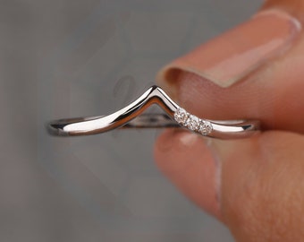 1.2mm Moissanite Chevron Diamond 10K Dainty Wedding Matching band 14k White Gold Wedding Ring / Stackable Stacking Chevron Band Ring For Her