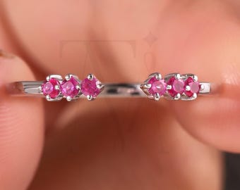 Aangepaste Open Spacer Ruby ring Lab Ruby Ring Open drie stenen roze ring juni Birthstone ring minimalistische open stapelring zilveren pinkring