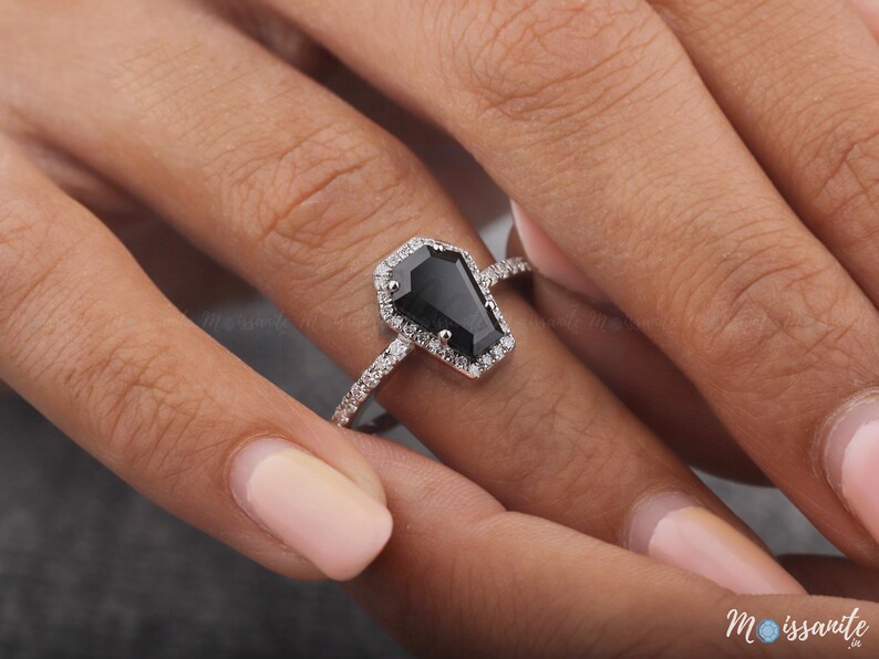10ct Black Moissanite Engagement Ring-Black Coffin Shaped Ring-Vintage Gothic Ring-Black Stone Anniversary Ring-Black Wedding Ring for Women, 3.5 Ct coffin cut black moissanite ring Wedding Ring set Balck diamond Engagement Ring halo diamond Ring platinum Bridal Ring set Gift for Her, Black Onyx Diamond Coffin Cut Engagement Ring Solid White Gold Moissanite Ring Vintage Bridal Ring with Pave Accent Anniversary Gift for Her