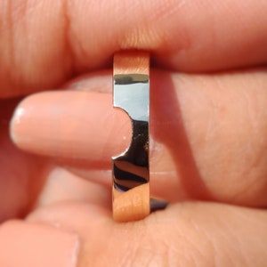 18K Solid Gold Cigar Wedding Band Ring, Unique 3mm Wide Cut Out Design, Perfect for a Wedding band or Nesting Ring, Luxurious Gift for Her!