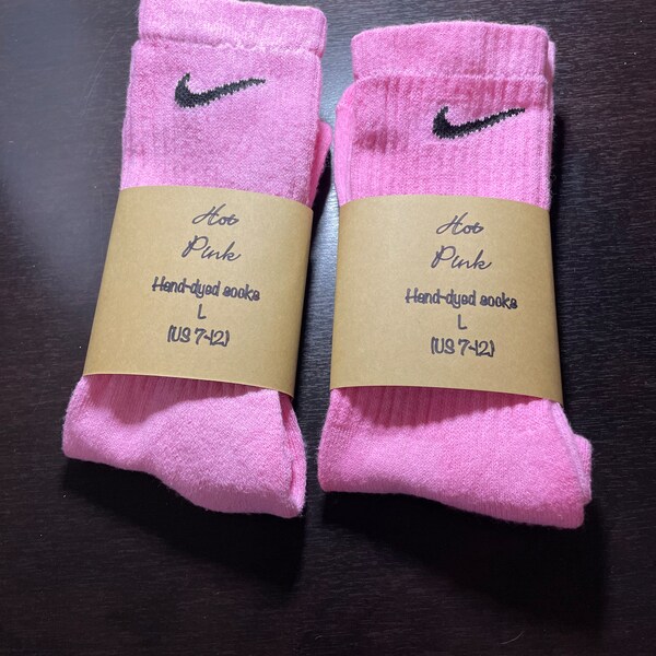 womens pink nike socks