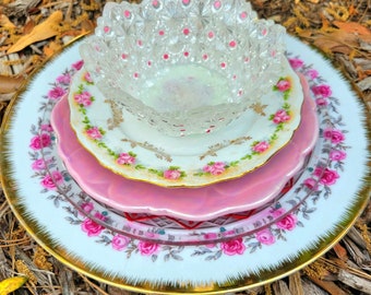 Glass Garden Art, Plate Flower, Vintage, Yard Art. Pink, Gold, White, Green, Clear, Flowered, hand painted. Perfect gift for Birthday or Mom