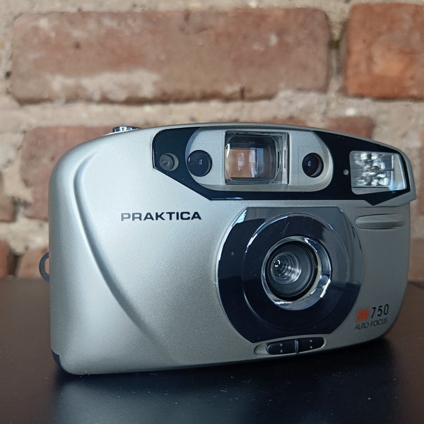 Retro Praktica Sport SK750 35mm film camera - Point and Shoot Camera