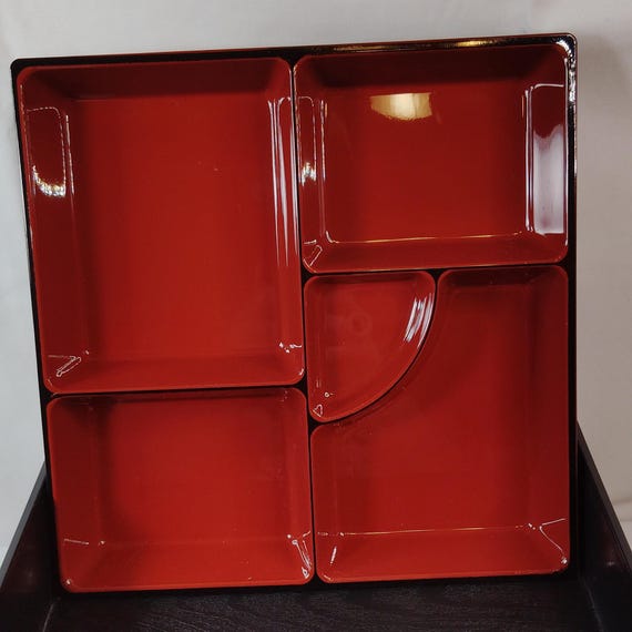 Vintage Japanese Bento Box | Lacquerware