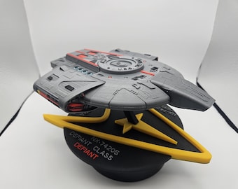 Star Trek Deep Space Nine USS Defiant w/ Display Stand - 3D Printed