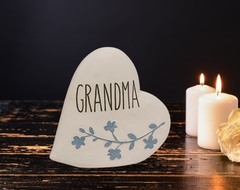 Grandma Resin Heart Plaque, Resin Figures, One-of-a-Kind Gift, Grandma Ornament, Grandma Birthday Gift, Grandma Sign