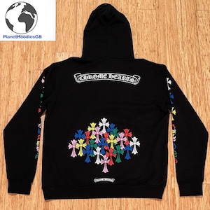 Moderne Street Wear Schwarzer Pullover mit mehreren Kreuzen