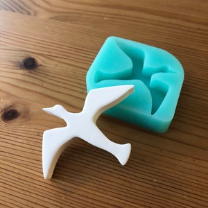 Silicone mold "Seagull" from the "North Sea Collection" for casting a decorative item made of plaster ceramics, cast concrete, or for making soap