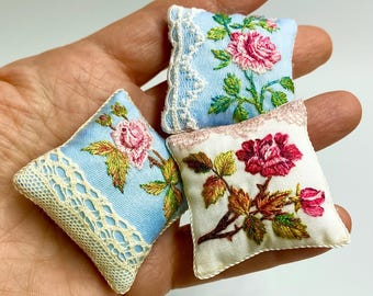 Miniature Embroidered Pillow 1:12 Scale – Handmade Dollhouse Cushion, Mini Textile Decor
