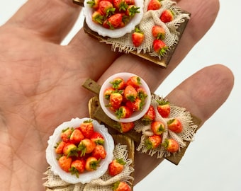 Miniature strawberries in a wooden tray with painting, Scale 1/12, for Dollhouse