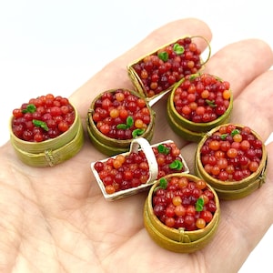 1:12 scale miniature cranberry for doll house