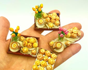 Dollhouse Minuature glazed sweet spiral rolls