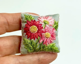 Miniature Embroidered Pillow 1:12 Scale – Handmade Dollhouse Cushion, Mini Textile Decor