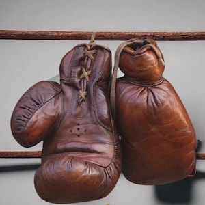 Vintage Brown leather boxing gloves, heavy punching sparring gloves, cowhide kickboxing MMA training gloves, christmas Gift,
