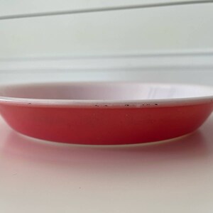 Pyrex Vintage Pink/Red 9&quot; Round Pie Plate Baking Dish