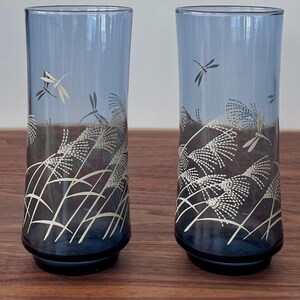 Vtg MCM Libbey Bolero Dusky Blue Glass Embossed Dragonfly Wheat Pattern Set of 2
