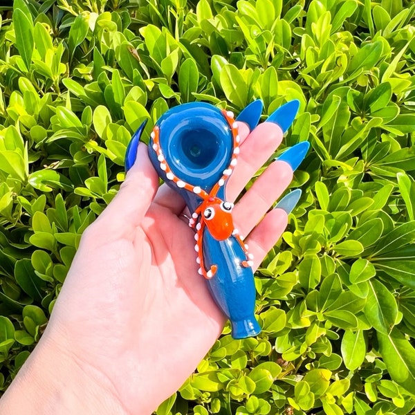 Blue Octopus Glass Pipe| Blue Hand Pipe| Squid Pipe| Ocean Pipe| Cute Pipe| Girly Hand Pipe| Octopus Pipe| Cute Bowl