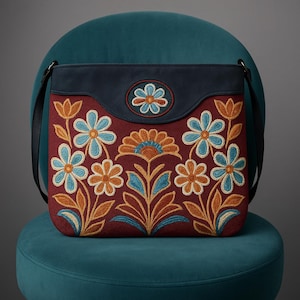 Vishwam Handicrafts: Damen Damen Einkaufstasche | Handgefertigt mit Kashmiri Stickerei | Leicht und modisch für jeden Anlass
