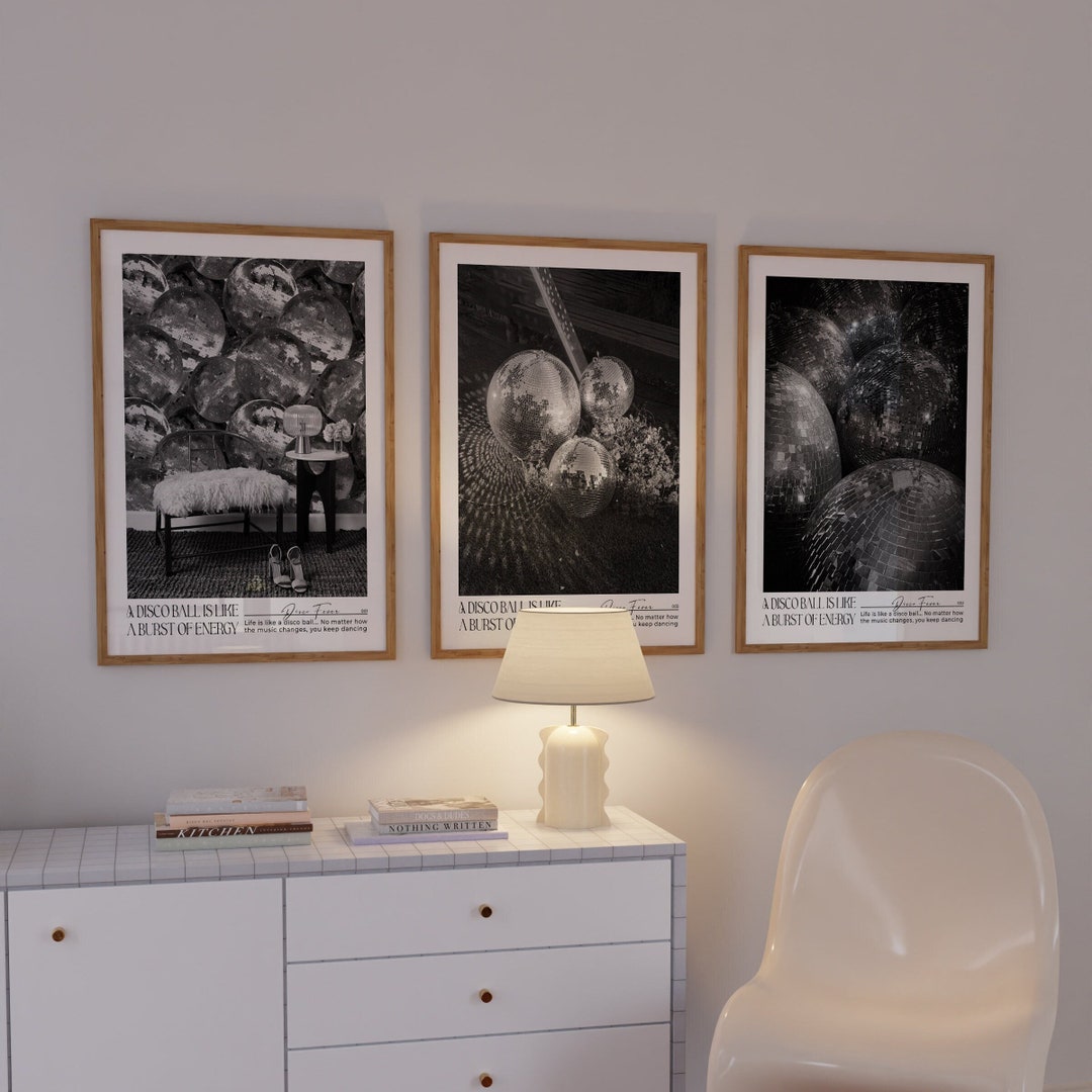 Shiny Disco Ball Print Silver Mirrorball Wall Art Trendy Disco Ball