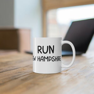 Run New Hampshire Kaffeebecher, New Hampshire Runner, Kaffee und Laufen, New Hampshire Runner Geschenk, Läufer Geschenk, Kaffeeliebhaber, Run 50 State
