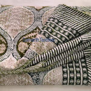 Kołdra Kantha z kwiatowym nadrukiem: dwustronna narzuta bawełniana z ręcznym blokiem