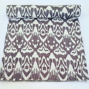 Brown Ikat Print Kantha Quilt Queen Pure Cotton Kantha Throw Blanket Bedspread Kantha Bed Cover Boho Quilt