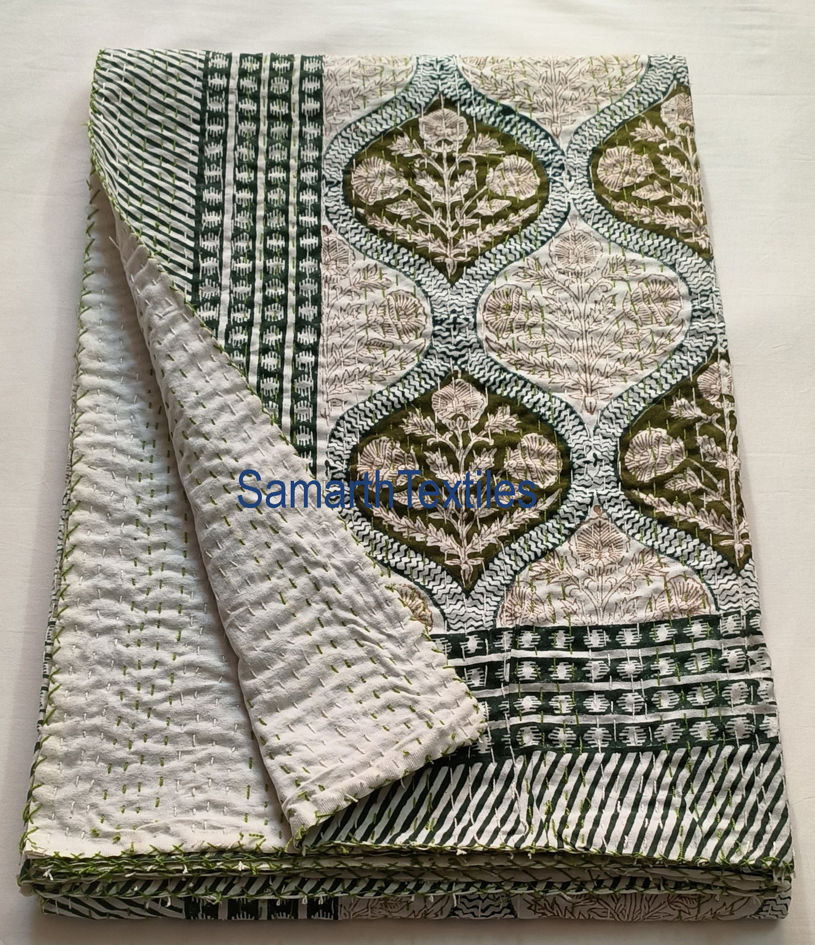 Floral Print Kantha Quilt: Reversible Hand Block Cotton Bedspread - Queen US/CA