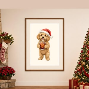 Könnte beinhalten: Ein gerahmter Kunstdruck, der einen flauschigen hellbraunen Welpen mit einer rot-weißen Weihnachtsmütze zeigt. Der Welpe steht auf seinen Hinterbeinen und hält ein durchsichtiges Glas mit einem dunkelroten Getränk, das mit Orangenscheiben garniert ist.