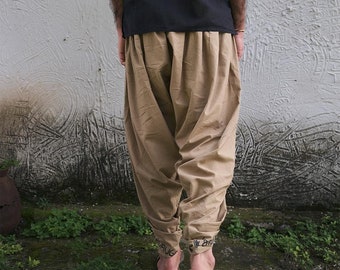 Isha’s signature dhoti pants in unique olive green with Shivanga prints. Shivanga Panchakacham (Dhoti Pant) -Green