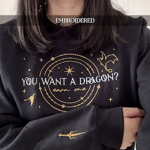 You Want A Dragon - BORDUURWERK - Vierde vleugel - Rebecca Yarros - officieel gelicentieerd - Unisex sweater