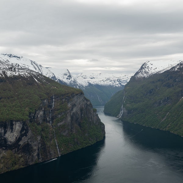 Photo du Geirangerfjord, le fjord en Zigzag, en téléchargement direct pour impression