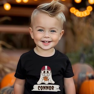 Camiseta de Halloween personalizada para niños pequeños, fútbol retro fantasma, camiseta retro de Halloween para niños pequeños, linda camiseta fantasma, camiseta de otoño, camiseta fantasma de Halloween