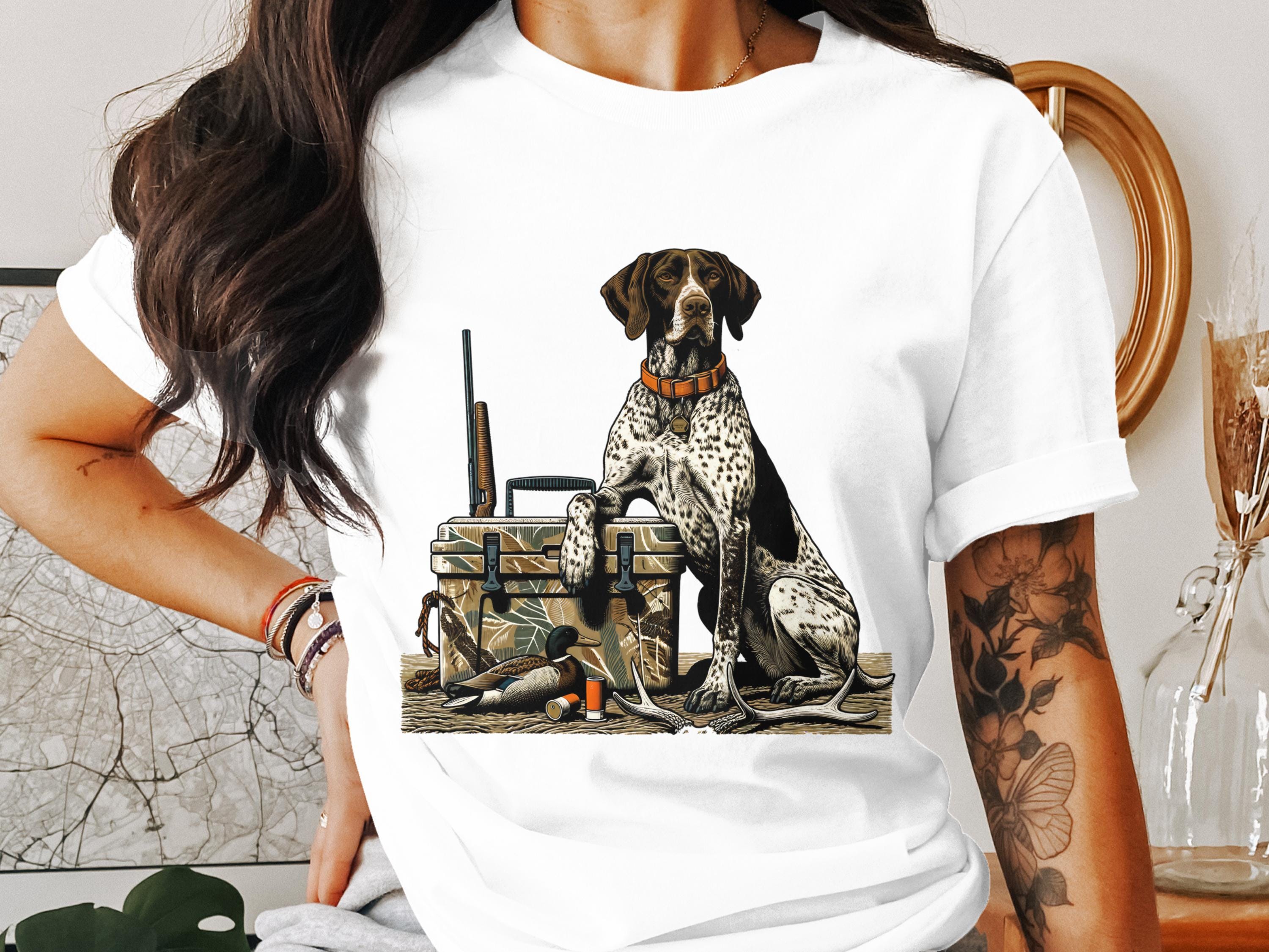 German Shorthaired Pointer PNG: Camo Hunting Dog Cooler Design