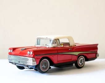 Ford Fairline 50s Nomura Kosage Vintage Tin Car with Retractable Roof Battery Opp Toy Works