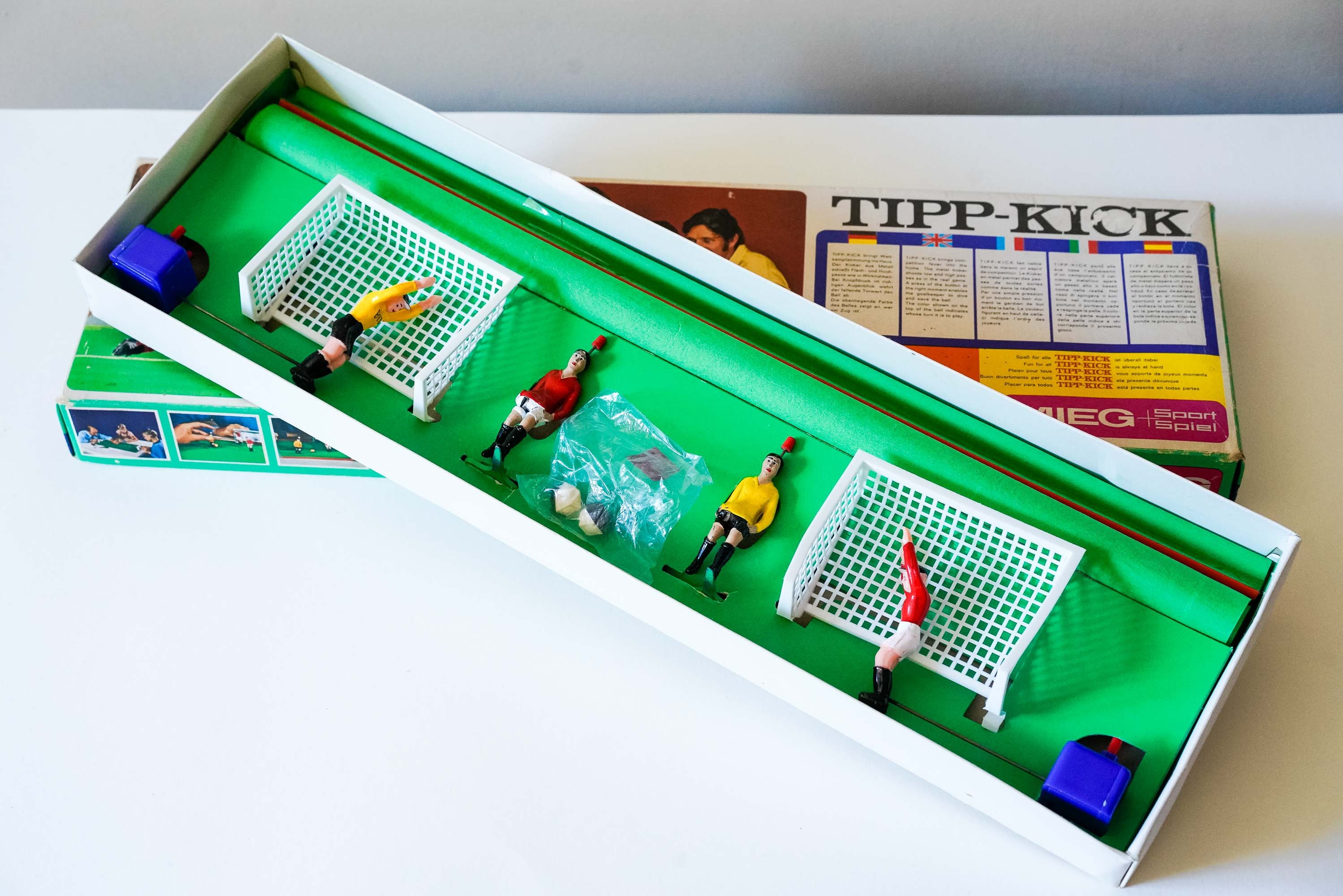 Tippkick 70s Vintage Football Table Game Etsy