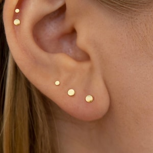 14K Solid Gold Stud - 2mm,3mm Disk Stud Earring - Minimalist stud earrings - 14K Solid Gold Earring