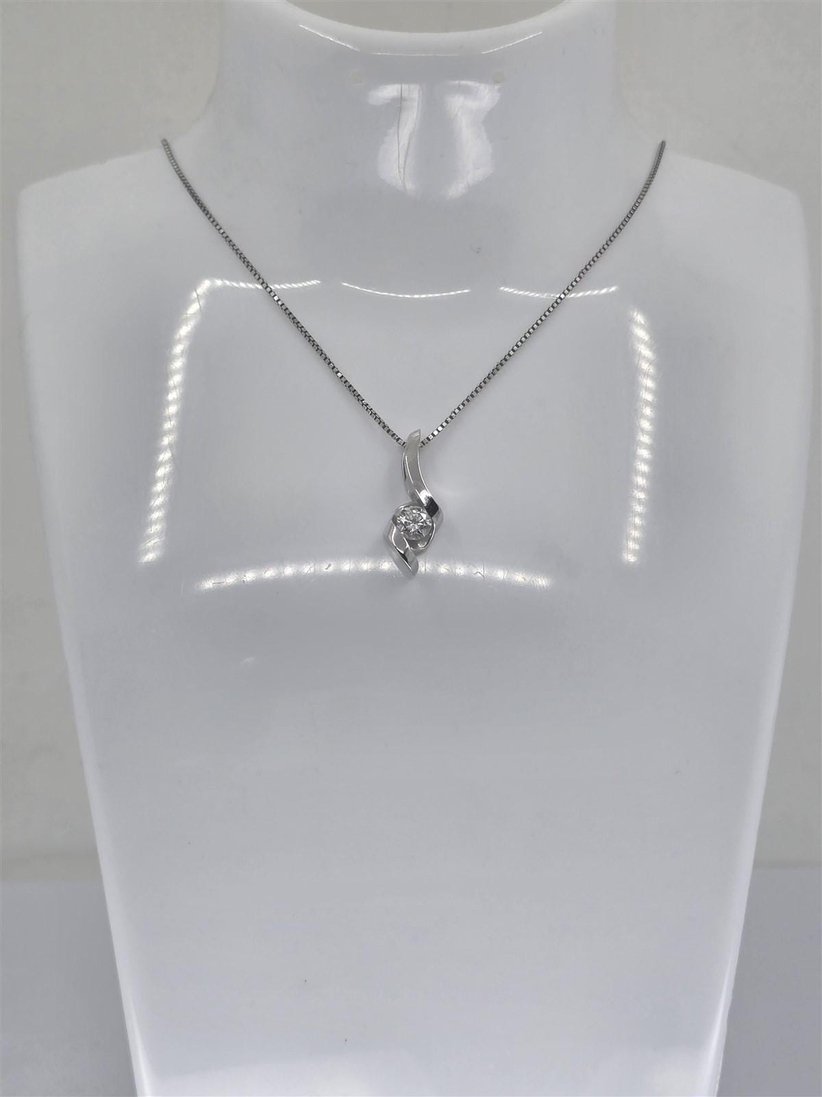 Vintage 14KW Diamond Solitaire Necklace .47 cttw. 18"