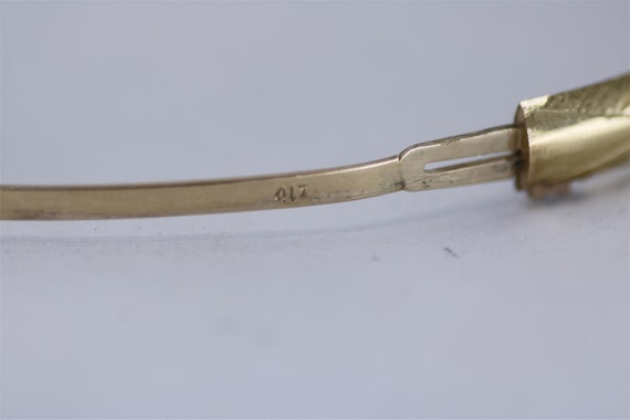 10K Yellow Gold Vintage 2.5 Inch Bangle Bracelet - image 4