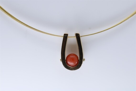 14K Yellow Gold Vintage 15 Inch Coral Pendant & T… - image 2