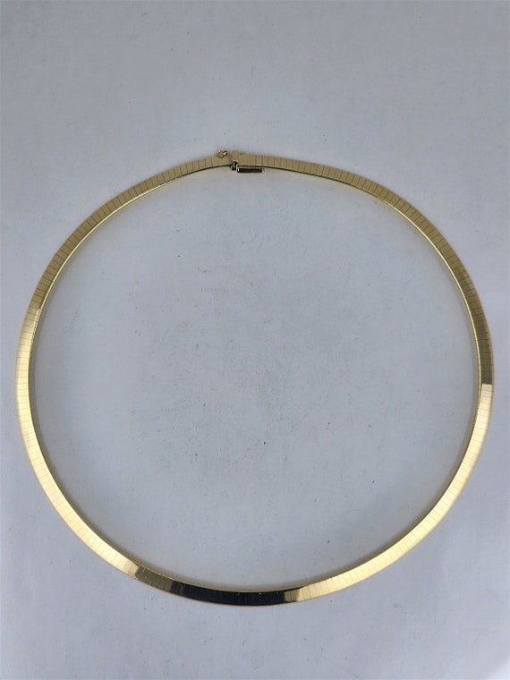 Vintage 14K Yellow Gold Flat Link Omega Necklace 1